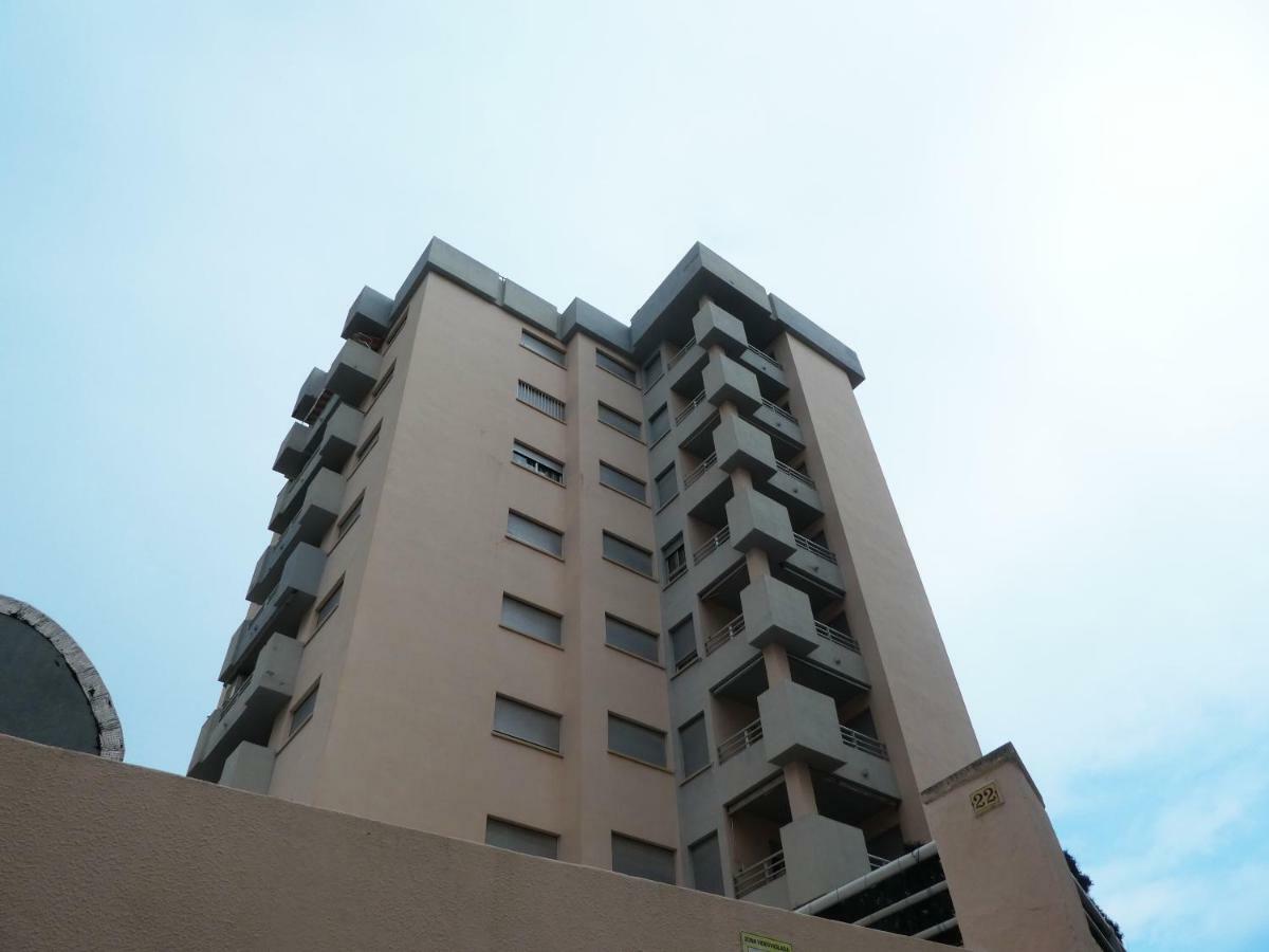 Apartamentos Gandia Grau Y Playa 3000 エクステリア 写真
