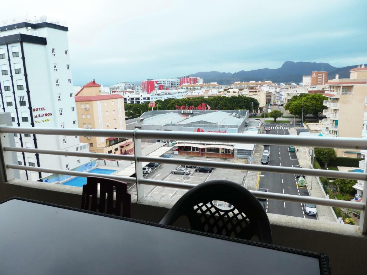 Apartamentos Gandia Grau Y Playa 3000 エクステリア 写真